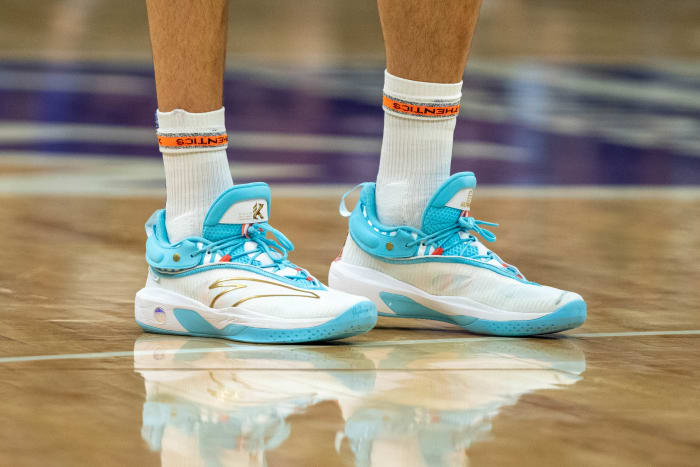 View of Klay Thompson's white and blue shoes.